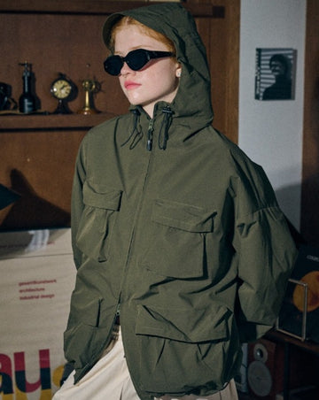 4 POCKET Windbreaker